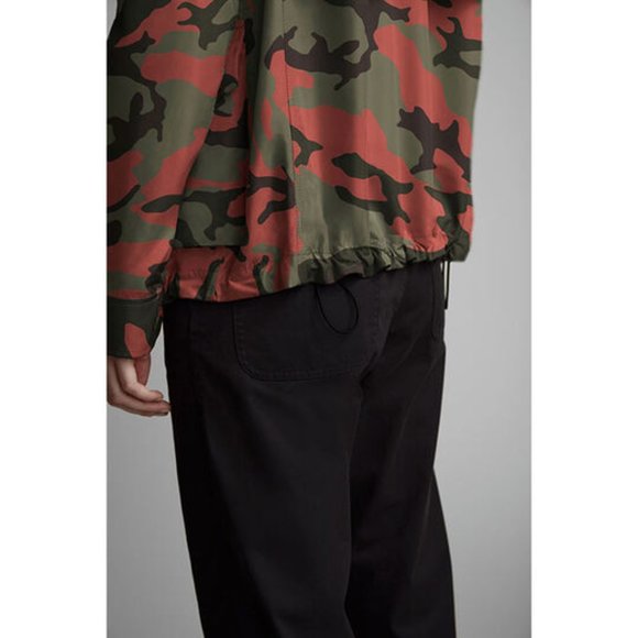 BNWT Canada Goose Elmira Jacket - Fire Bud Camo - M - Picture 4 of 9